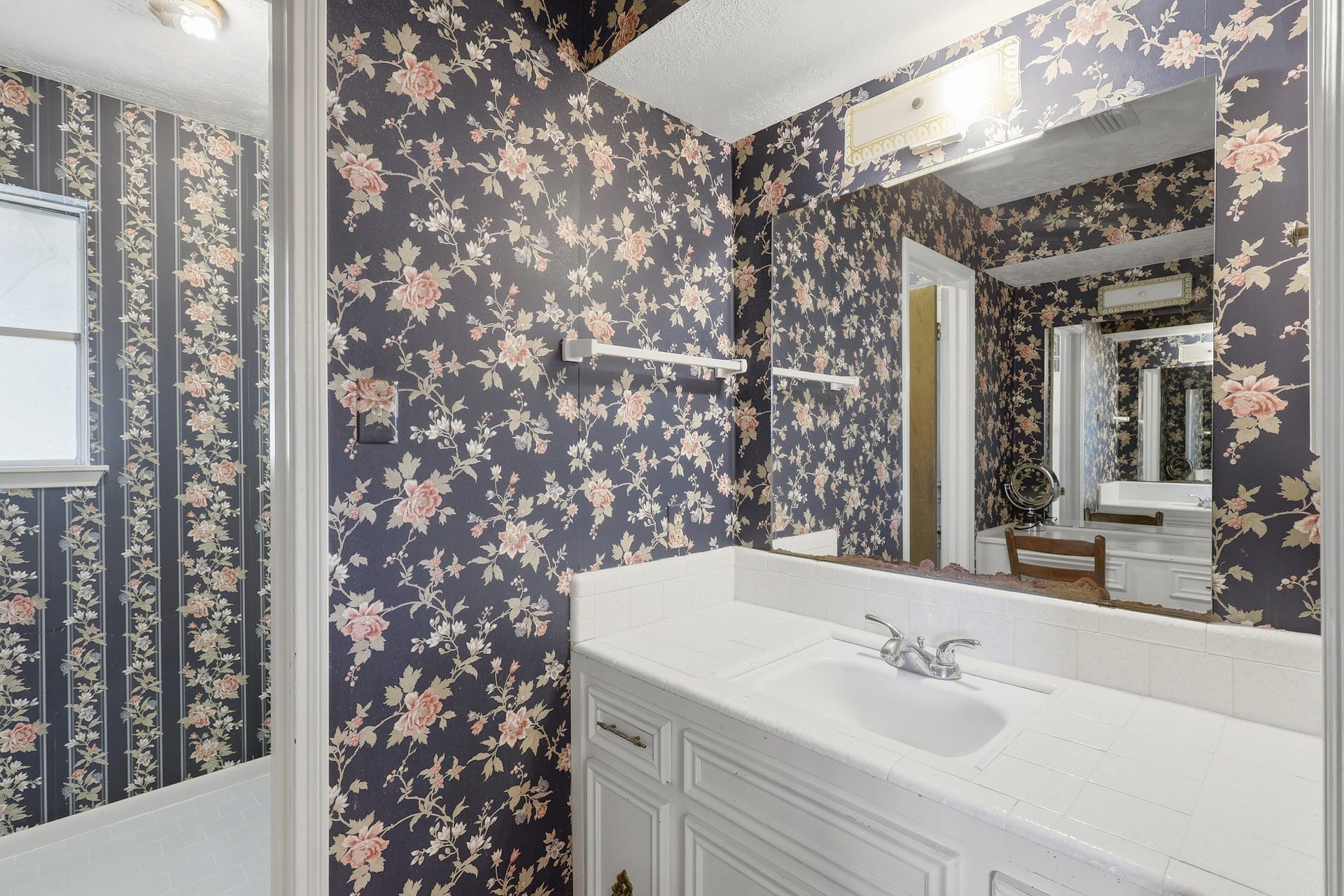 815 County Road 32, Angleton, TX 77515