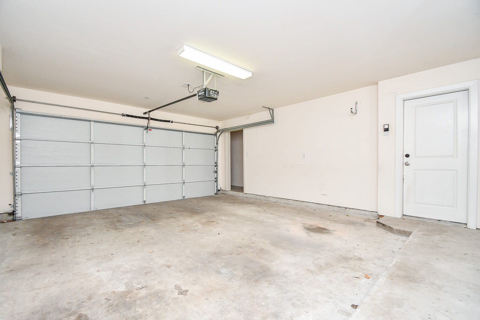 2422 Navigation Boulevard, #A, Houston, TX 77003 2 car garage plus additional storage space