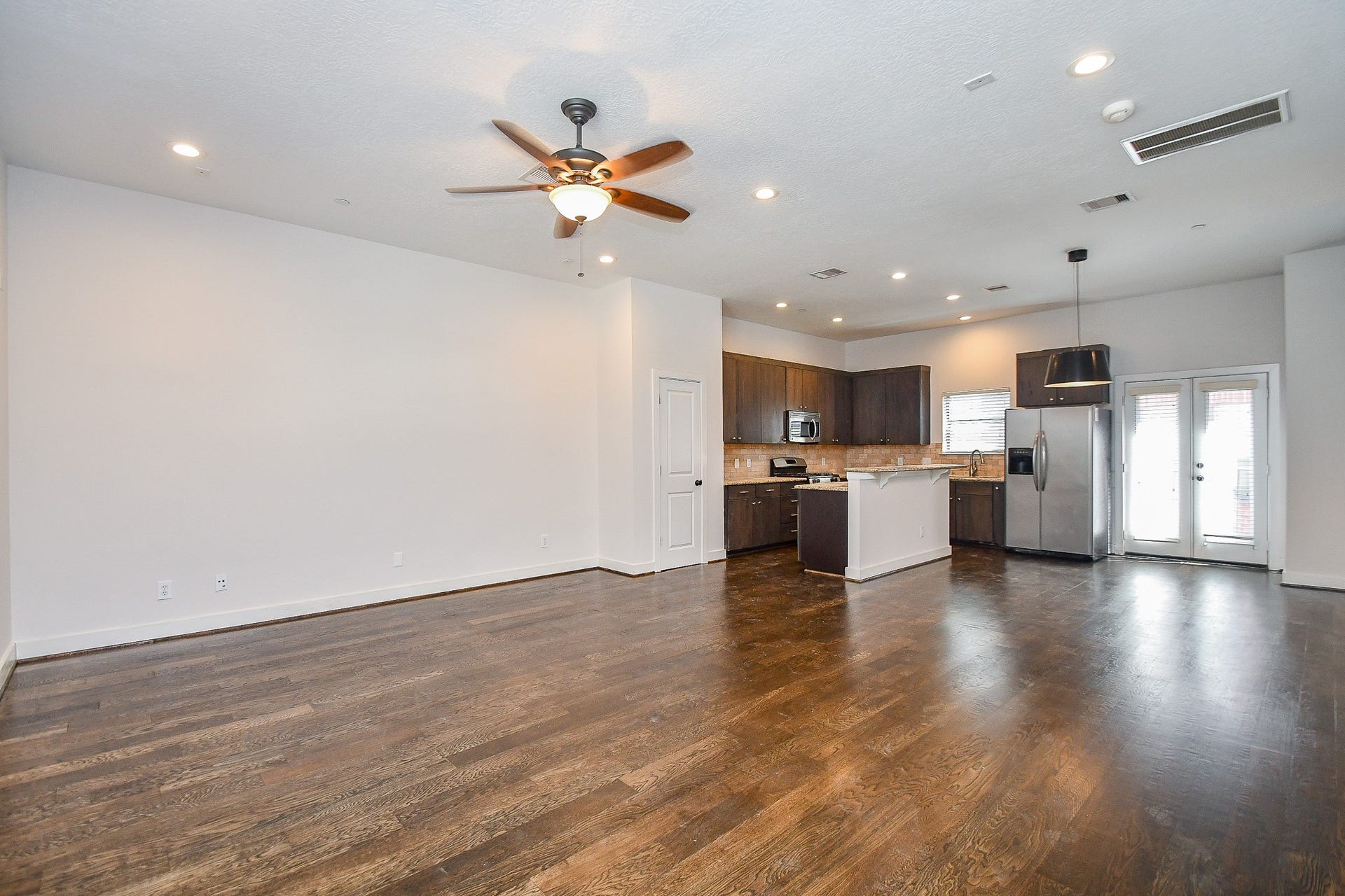 2422 Navigation Boulevard, #A, Houston, TX 77003 2422 Navigation Boulevard, #A, Houston, TX 77003