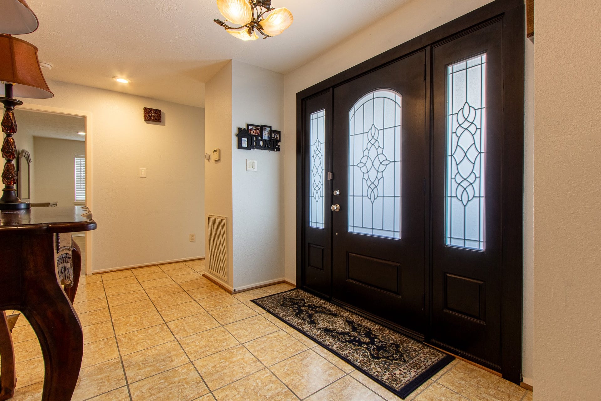 2522 Lower Valley Drive, Houston, TX 77067 2522 Lower Valley Drive, Houston, TX 77067