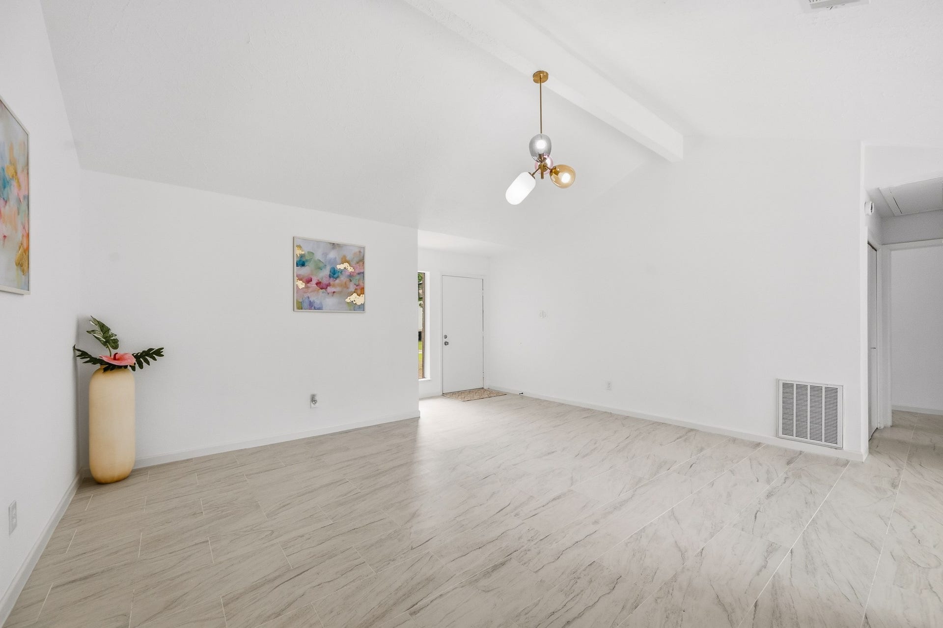 7310 Londres Drive, Houston, TX 77083 7310 Londres Drive, Houston, TX 77083