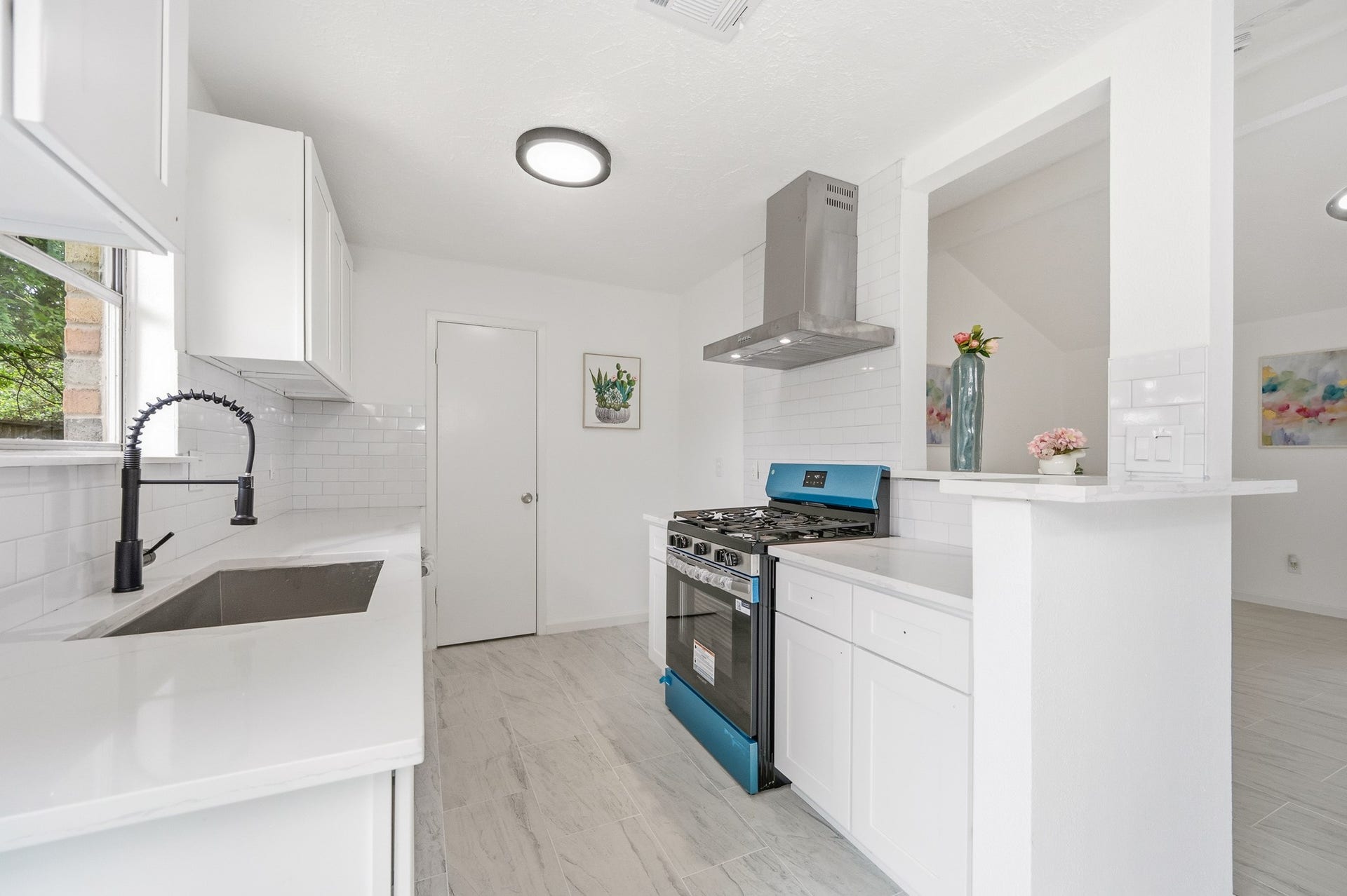7310 Londres Drive, Houston, TX 77083 7310 Londres Drive, Houston, TX 77083