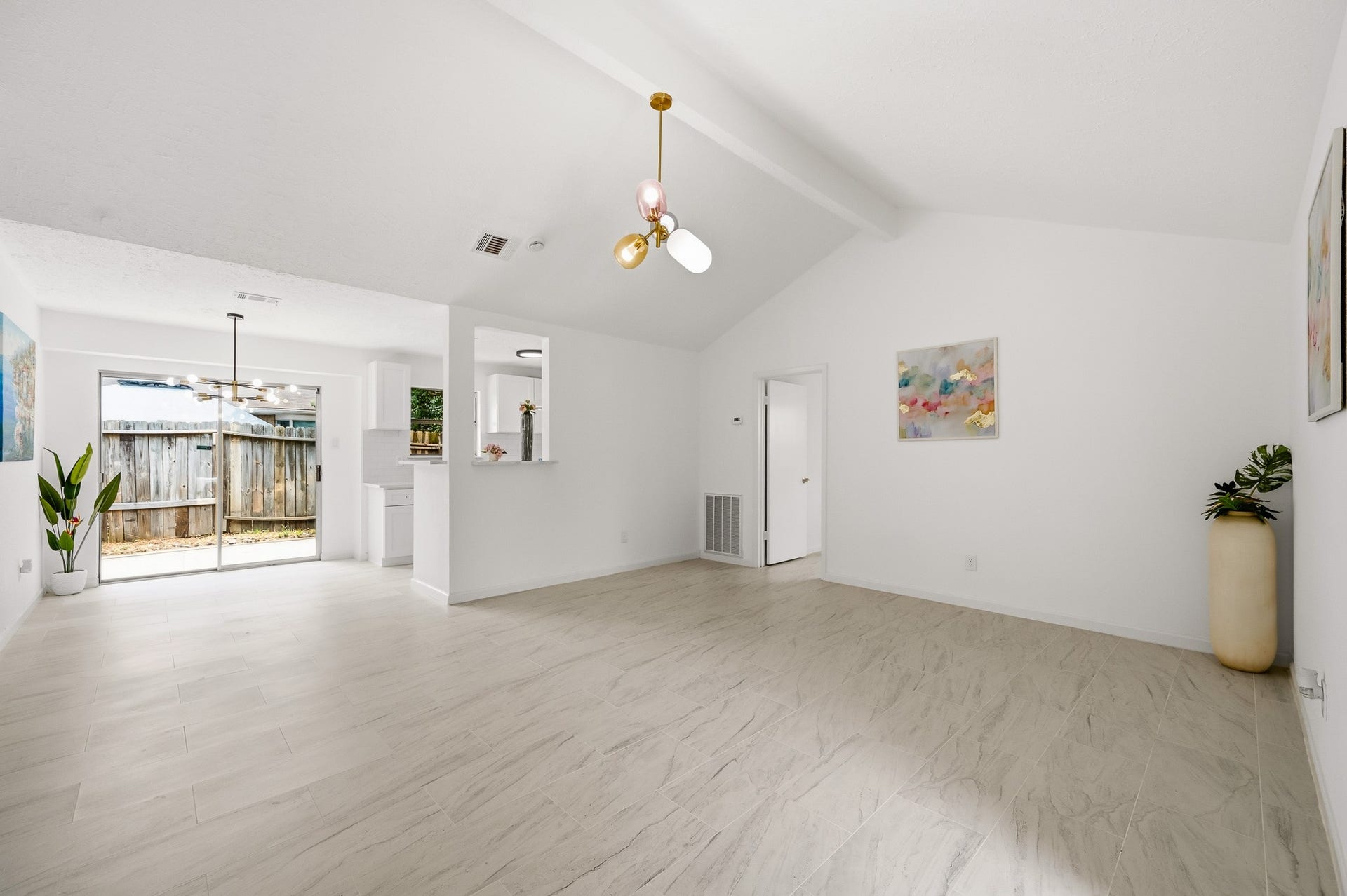 7310 Londres Drive, Houston, TX 77083 7310 Londres Drive, Houston, TX 77083