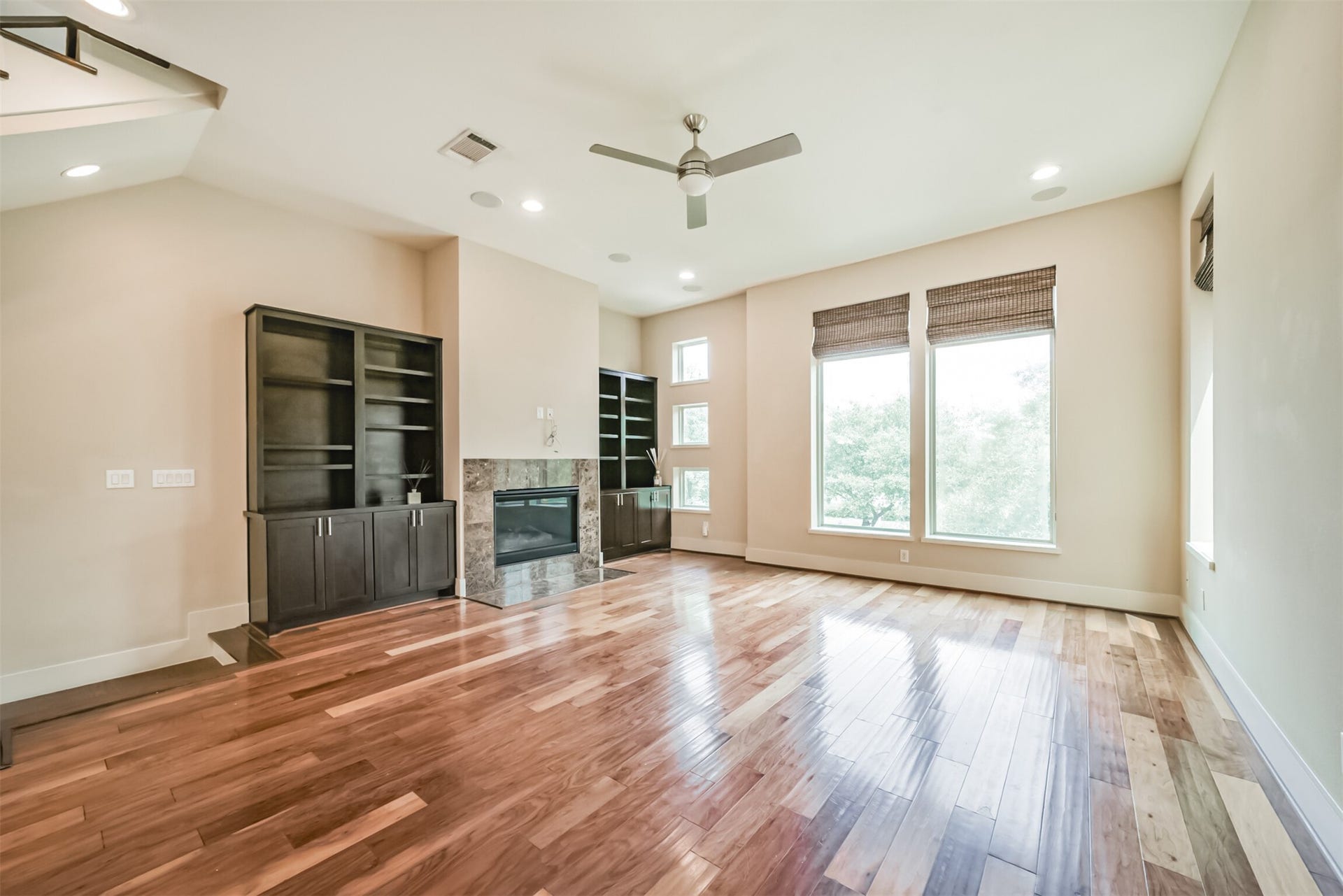 5425 Hidalgo Street, #A, Houston, TX 77056 5425 Hidalgo Street, #A, Houston, TX 77056