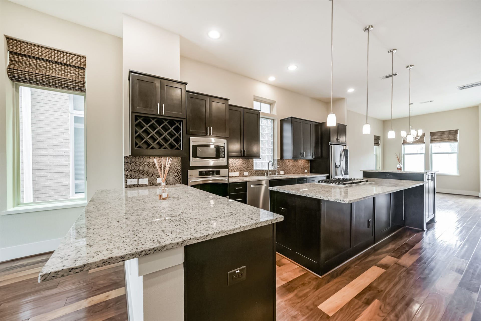 5425 Hidalgo Street, #A, Houston, TX 77056 5425 Hidalgo Street, #A, Houston, TX 77056