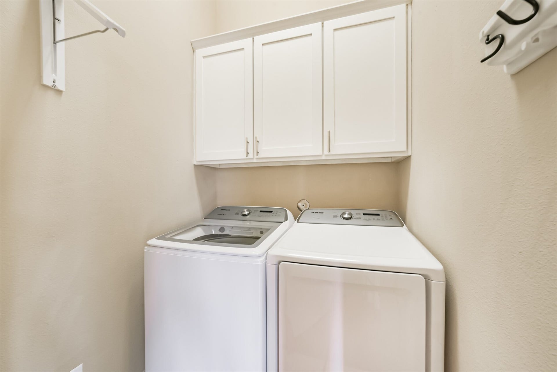 5425 Hidalgo Street, #A, Houston, TX 77056 5425 Hidalgo Street, #A, Houston, TX 77056