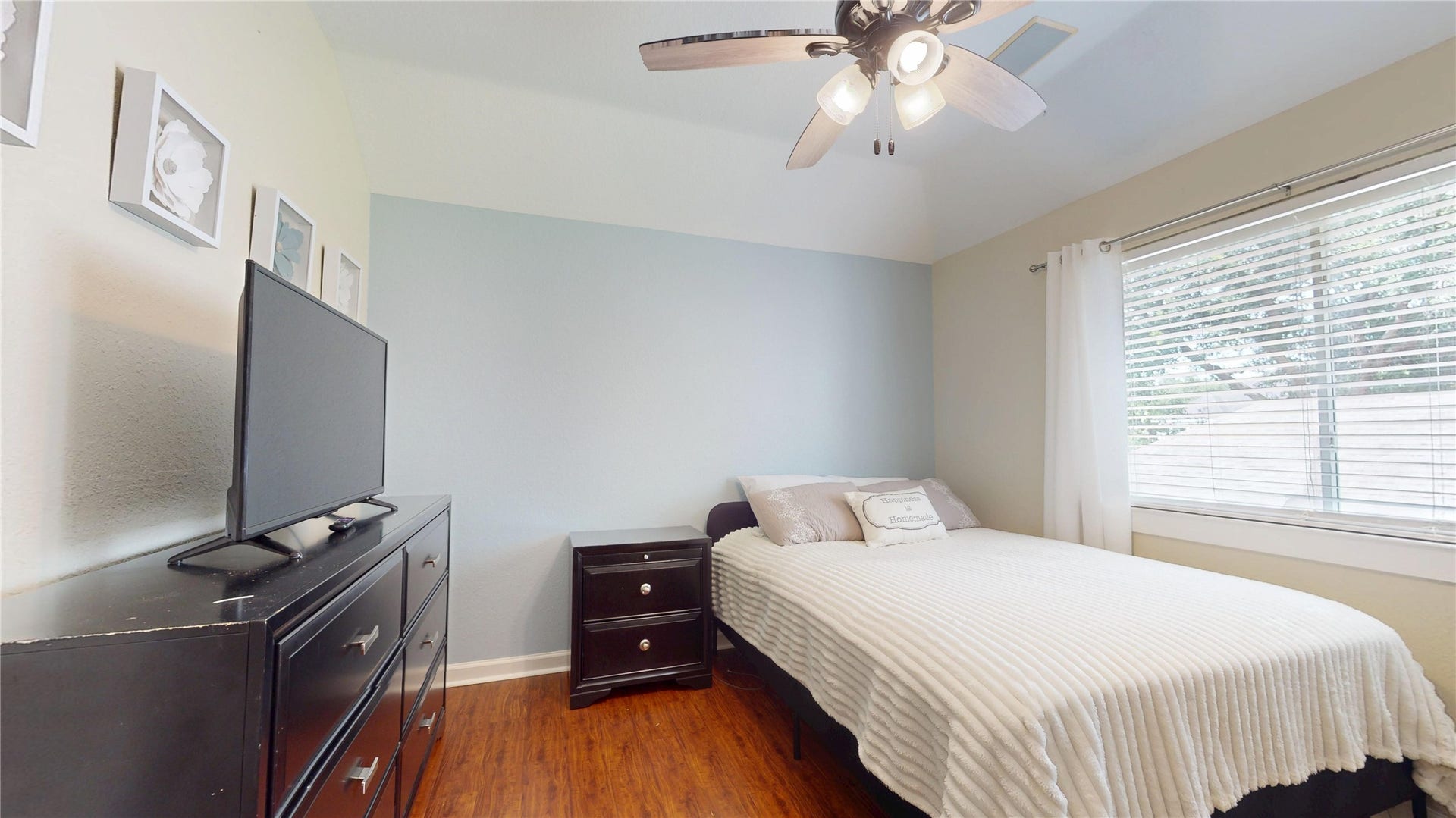 3615 Garrettsville Drive, Pearland, TX 77584 4th bedroom