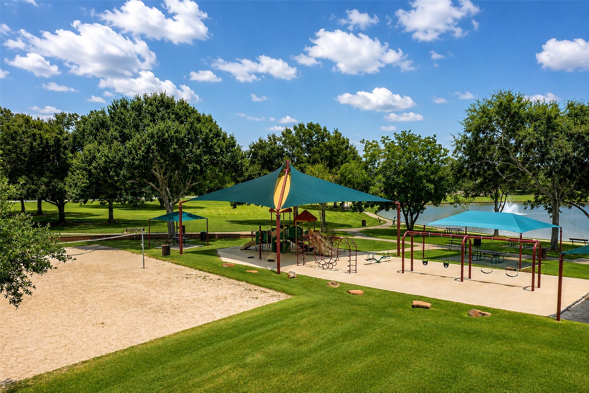 3615 Garrettsville Drive, Pearland, TX 77584 Southwyck Lake park features a shaded playground, picnic areas, a sand volleyball court, and more! Surrounded by lush greenery and a serene pond.
