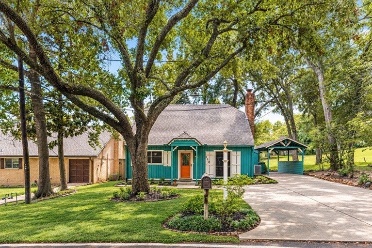 Property photo for 132 Paradise Valley, Conroe, TX