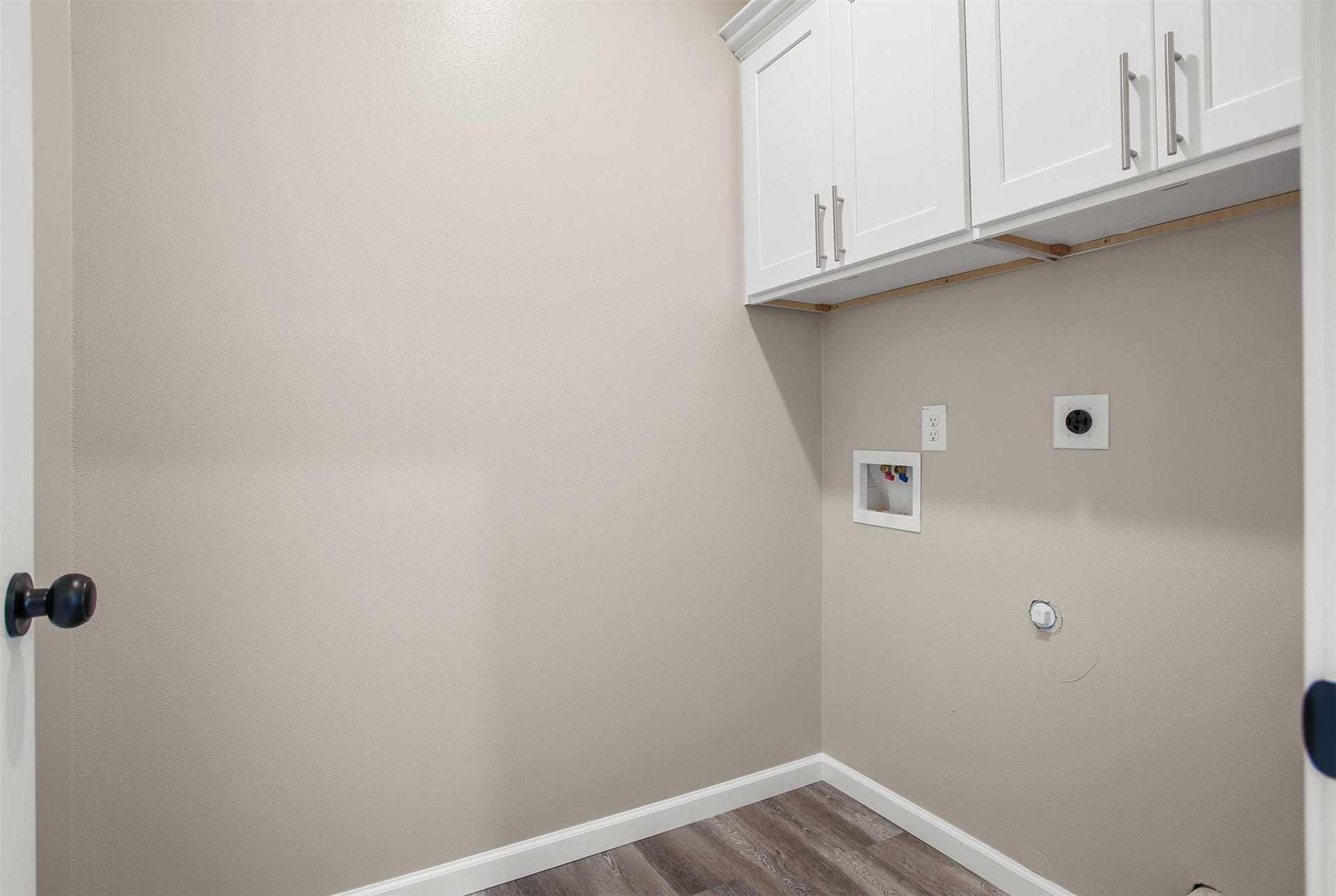 3617 Pecan Drive, Bacliff, TX 77518 Laundry room