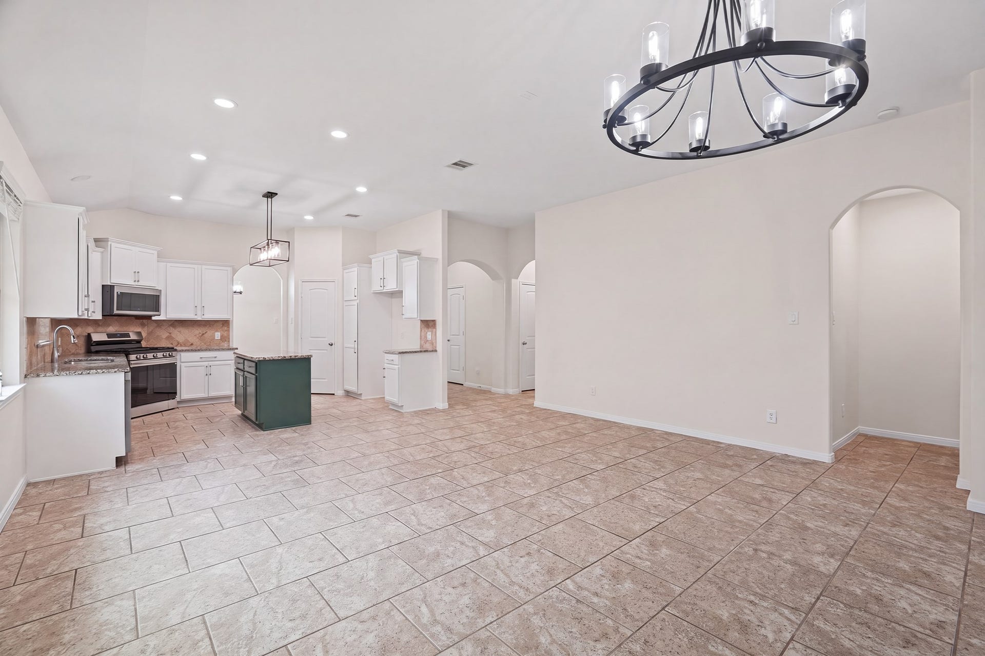 8806 Alicia Drive, Tomball, TX 77375 8806 Alicia Drive, Tomball, TX 77375