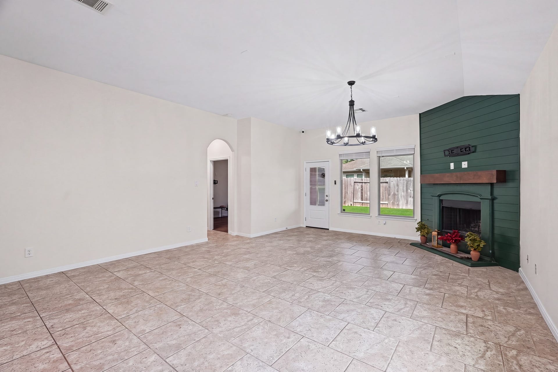 8806 Alicia Drive, Tomball, TX 77375 8806 Alicia Drive, Tomball, TX 77375