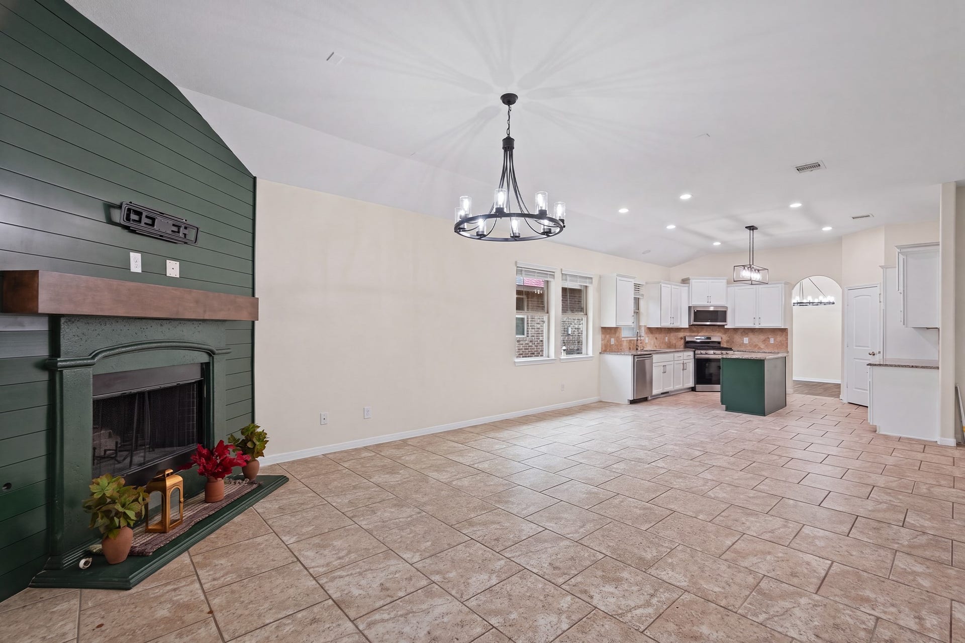 8806 Alicia Drive, Tomball, TX 77375 8806 Alicia Drive, Tomball, TX 77375