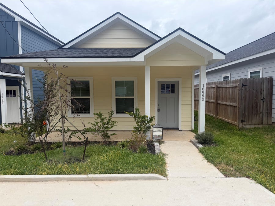 Property photo for 16980 Kempwood, Montgomery, TX