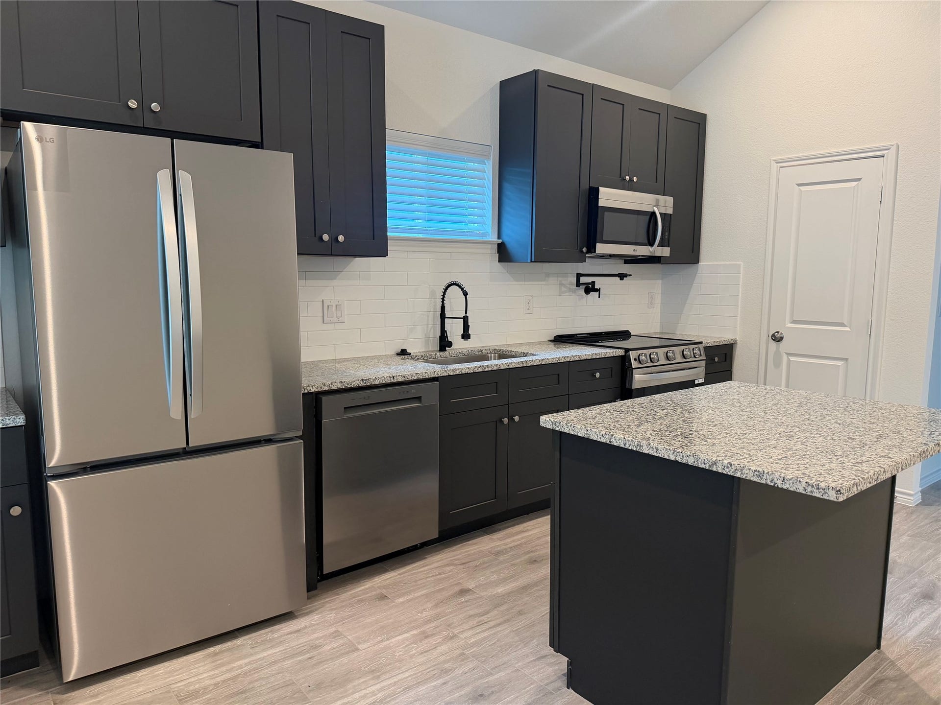 16980 Kempwood, Montgomery, TX 77316