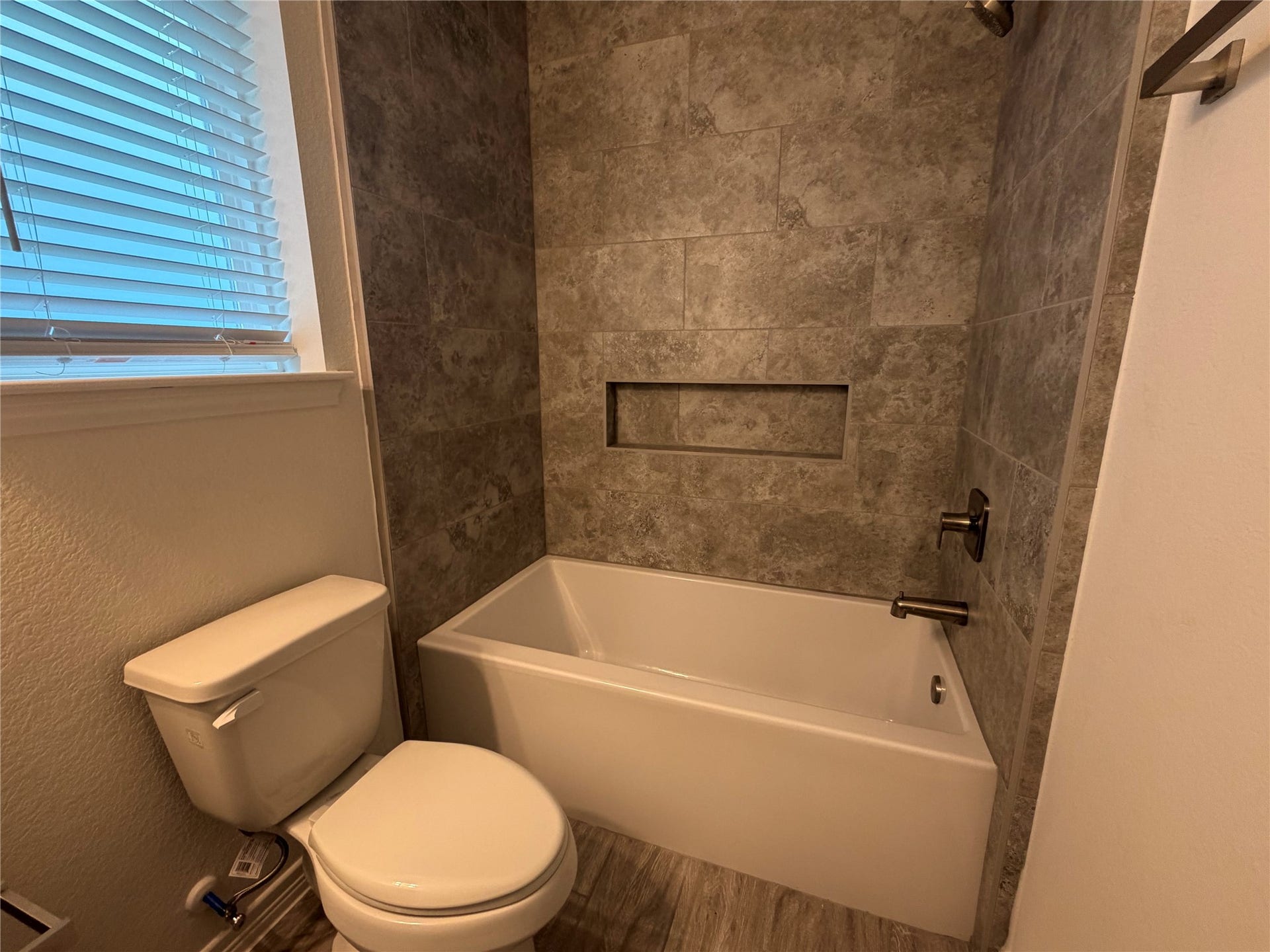 16980 Kempwood, Montgomery, TX 77316