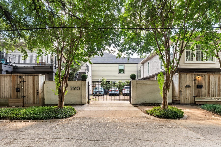 Property photo for 2510 Whitney Street, #3, Houston, TX