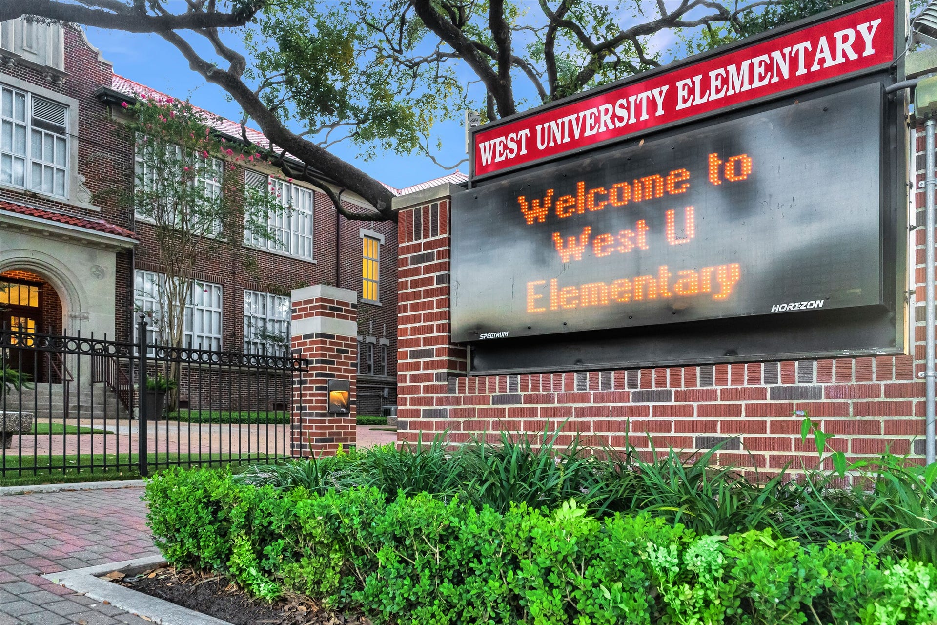 [West U Elementary] Albans is zoned to West U Elementary. It's a Texas Honor Role and a Texas Education Agency Exemplary School.