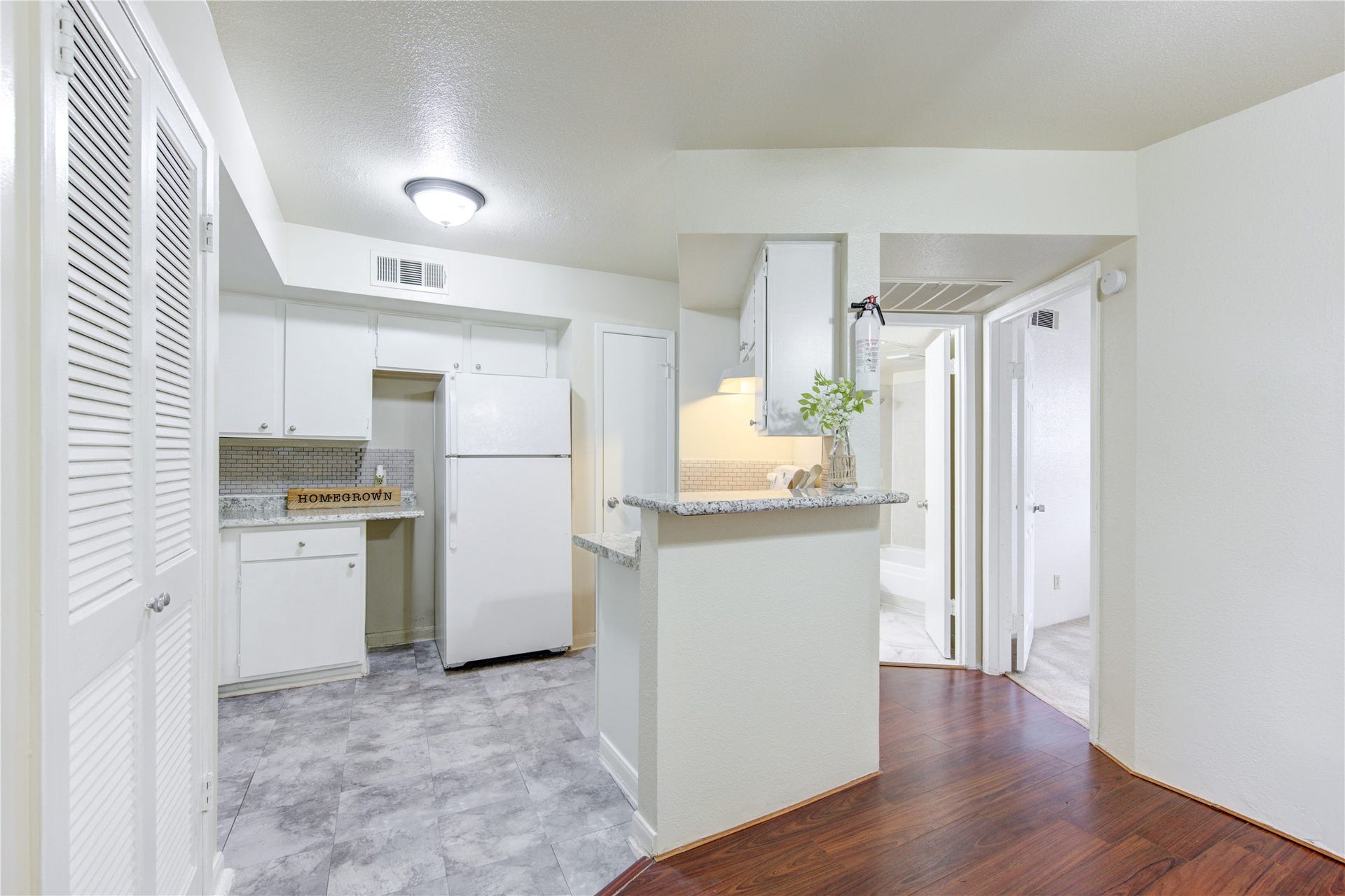 10811 Richmond Avenue, #50, Houston, TX 77042 10811 Richmond Avenue, #50, Houston, TX 77042