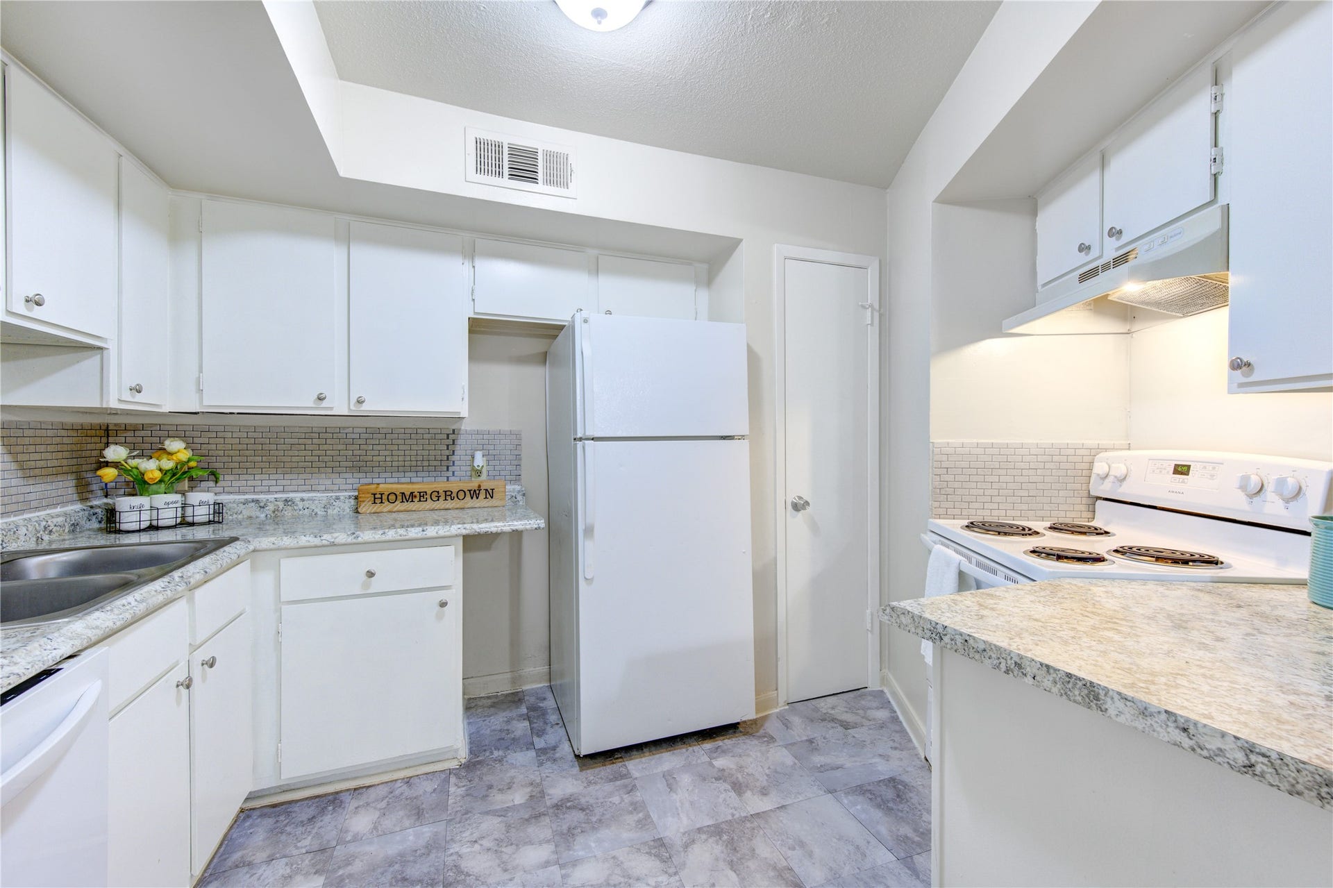 10811 Richmond Avenue, #50, Houston, TX 77042 10811 Richmond Avenue, #50, Houston, TX 77042