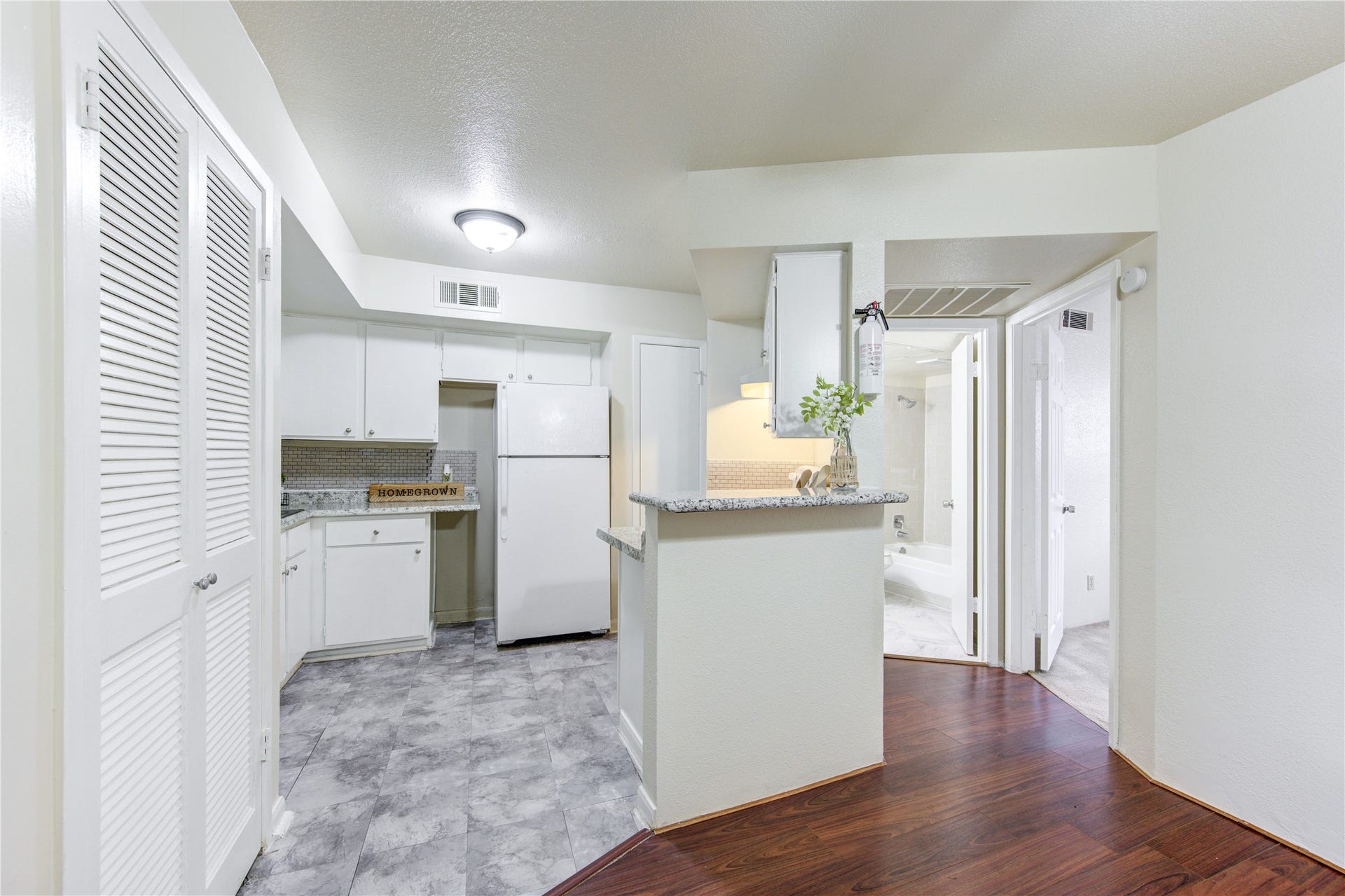 10811 Richmond Avenue, #50, Houston, TX 77042 10811 Richmond Avenue, #50, Houston, TX 77042