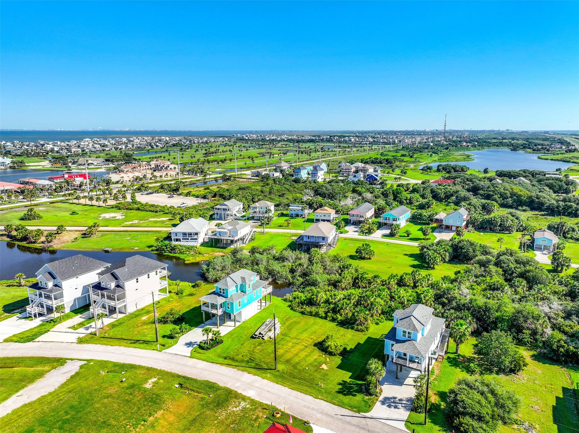 3821 El Lago, Galveston, TX 77554 3821 El Lago, Galveston, TX 77554