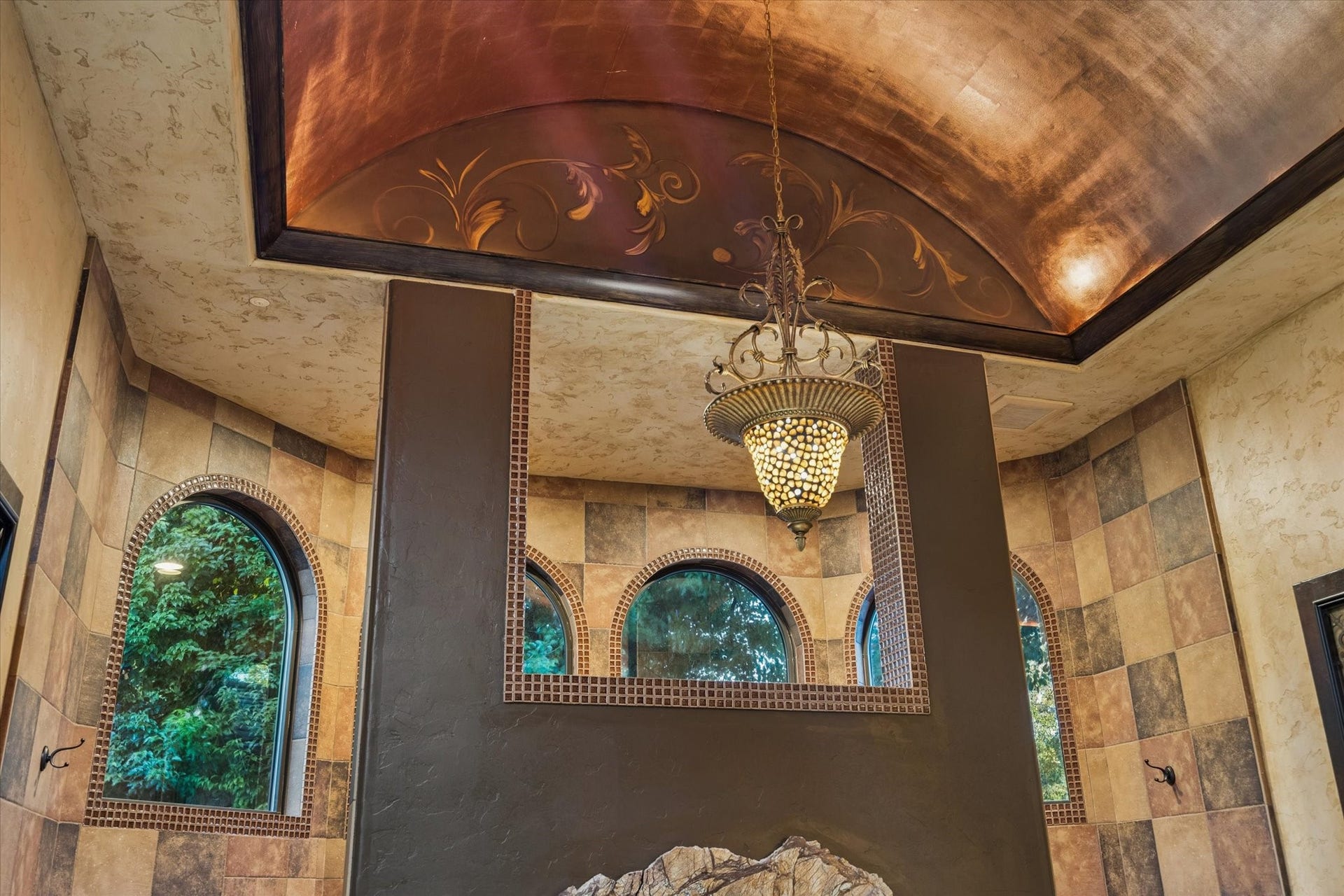 327 E Friar Tuck Lane, Houston, TX 77024