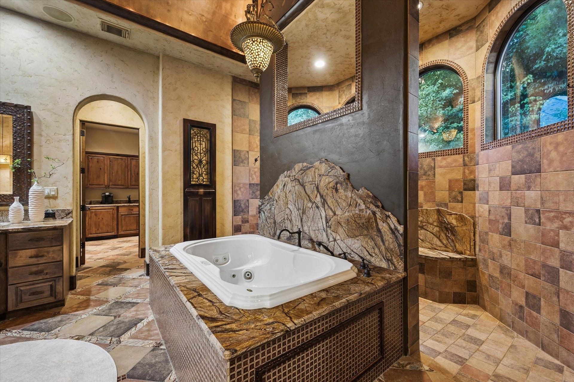 327 E Friar Tuck Lane, Houston, TX 77024