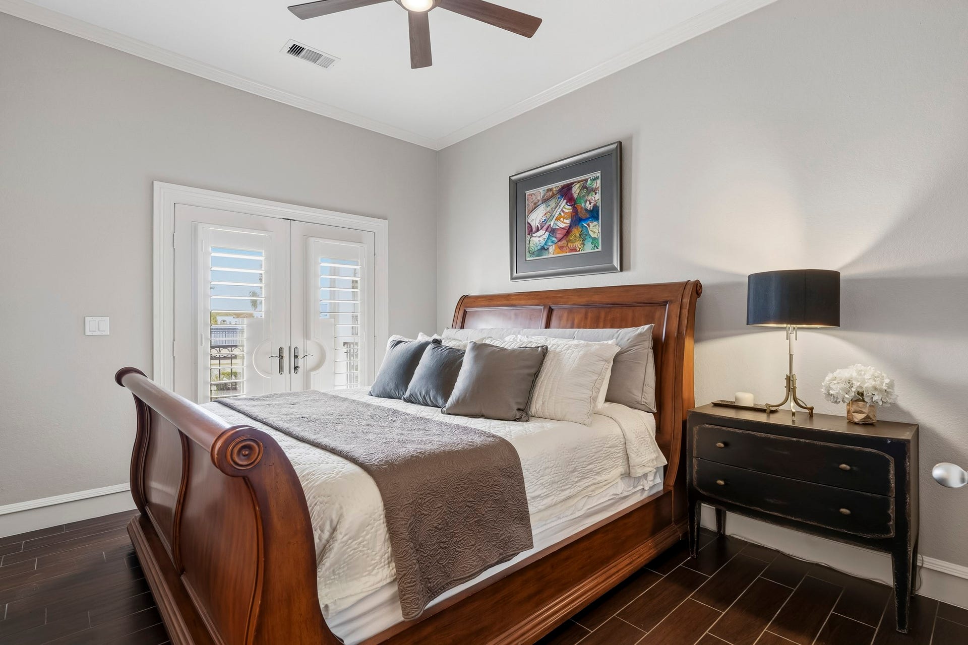 1903 Ray Shell Court, Houston, TX 77586 guest house upstairs bedroom