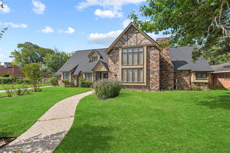 Property photo for 2414 Sieber Drive, Houston, TX