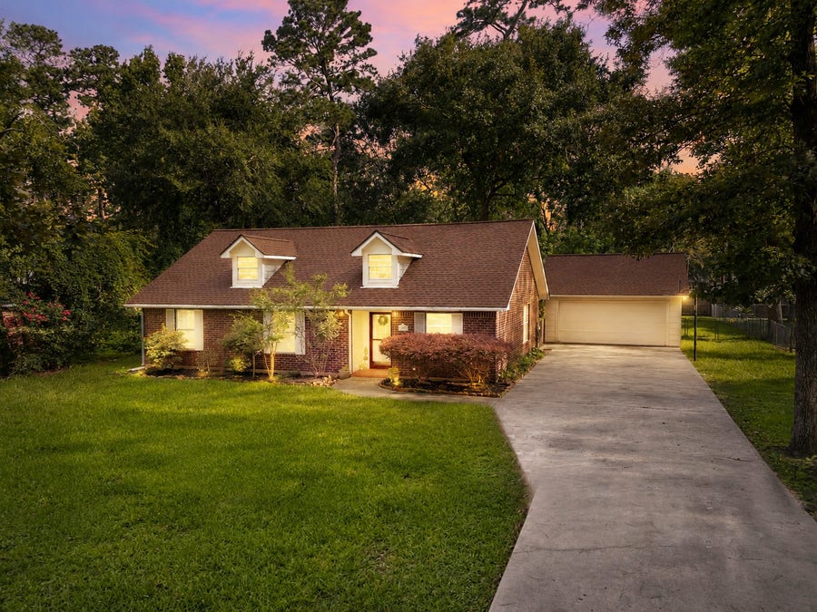 Property photo for 7506 Ramblewood Drive, Magnolia, TX