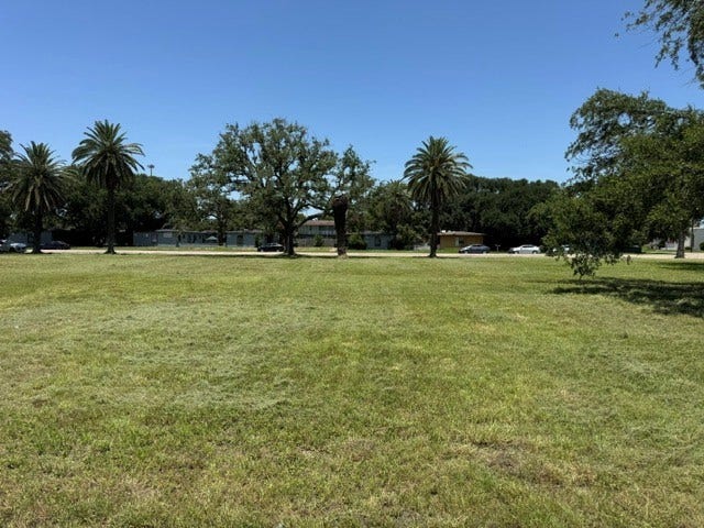 Property photo for 800 3rd Ave N Avenue N, Texas City, TX