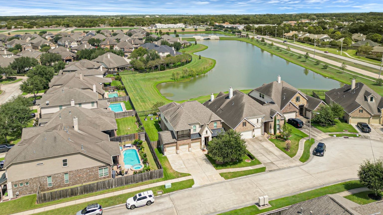 6258 Murphy Wood Drive, League City, TX 77573 What a beautiful view !!