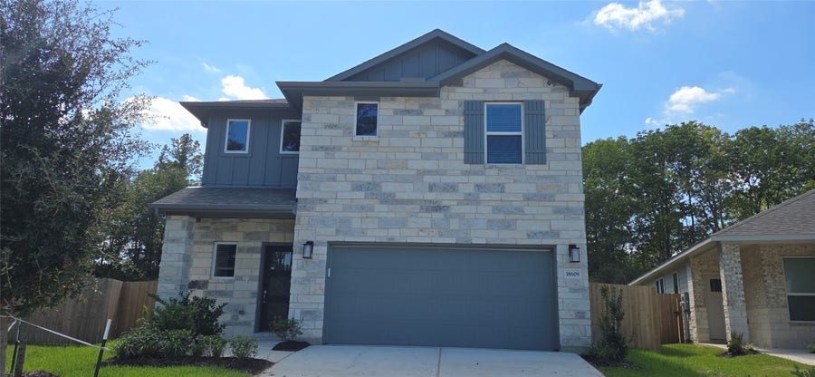 Property photo for 18609 Timber Glen Court, Conroe, TX