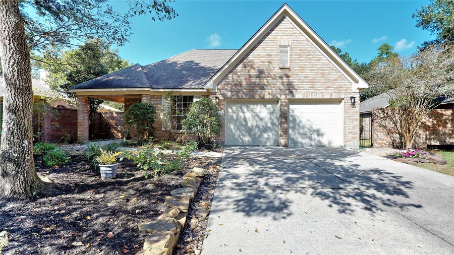 Property photo for 3 Gingerwilde Place, The Woodlands, TX