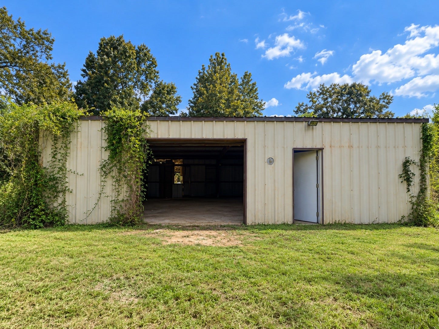 13910 Calhoun Road, Conroe, TX 77302 13910 Calhoun Road, Conroe, TX 77302