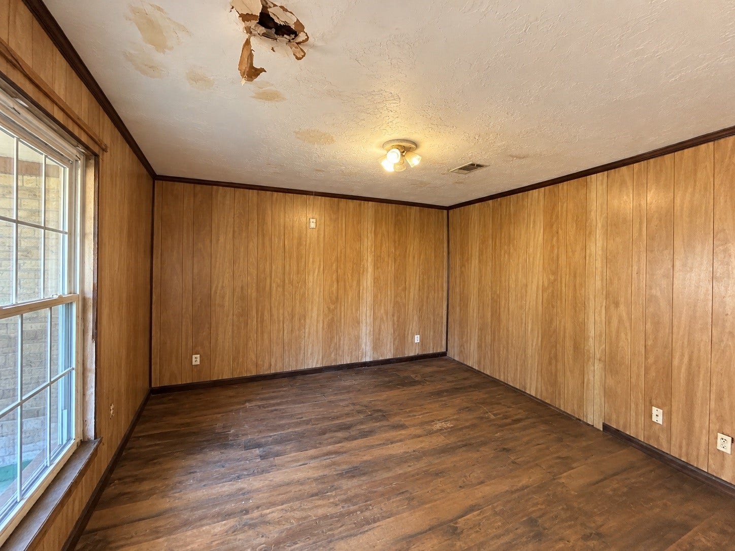 13910 Calhoun Road, Conroe, TX 77302 13910 Calhoun Road, Conroe, TX 77302
