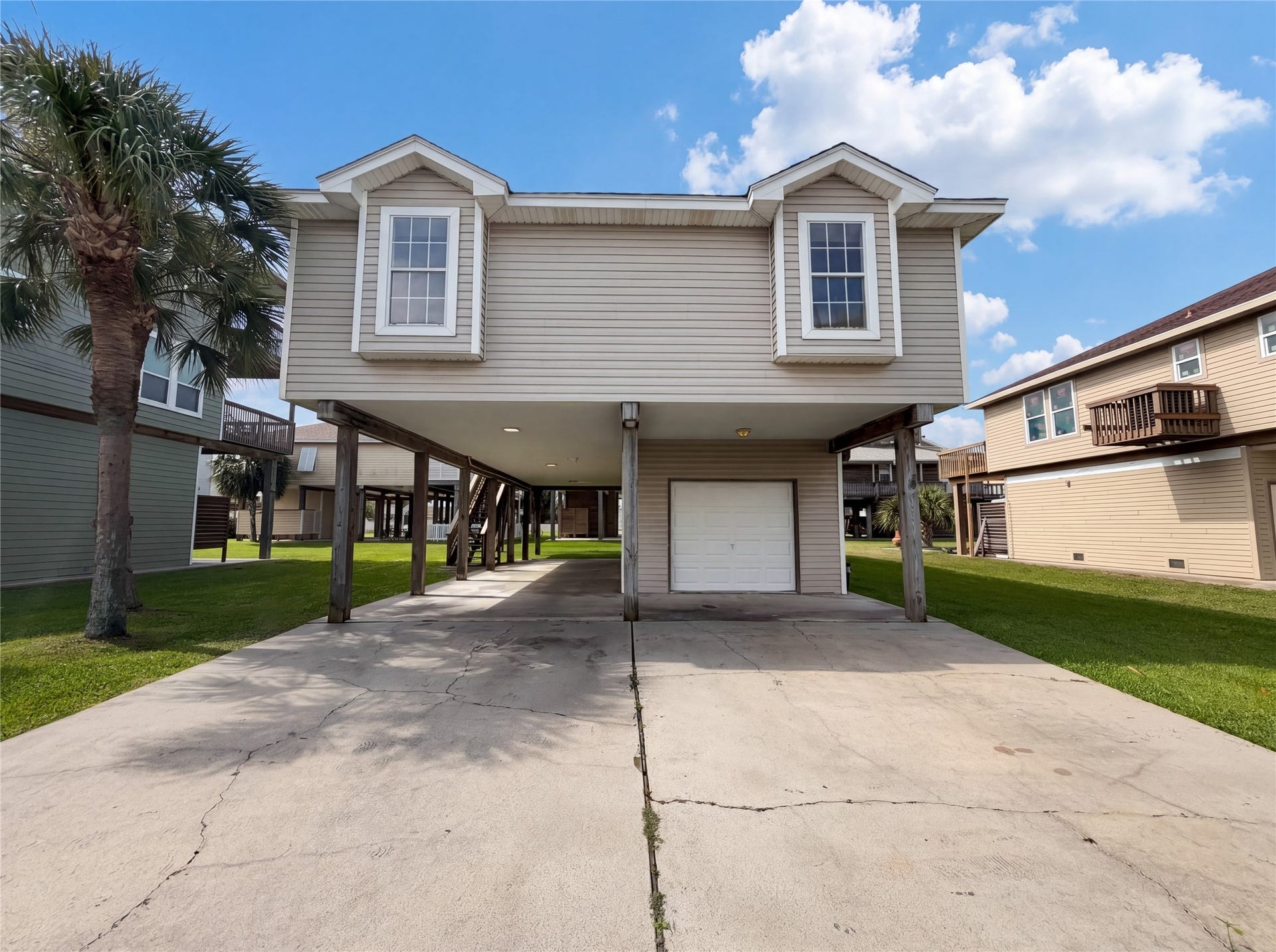 13909 Pirates Beach Boulevard, Galveston, TX 77554 13909 Pirates Beach Boulevard, Galveston, TX 77554