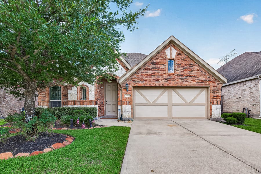 Property photo for 20234 Fossil Valley Lane, Cypress, TX