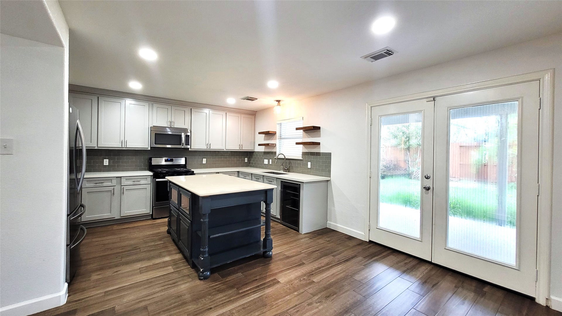 4211 Landshire Bend Drive, Houston, TX 77048