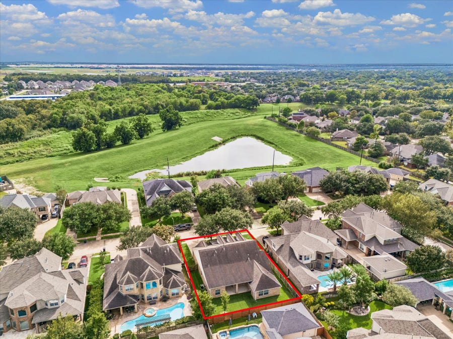 Property photo for 7715 BAYOU GREEN LANE, Sugar Land, TX