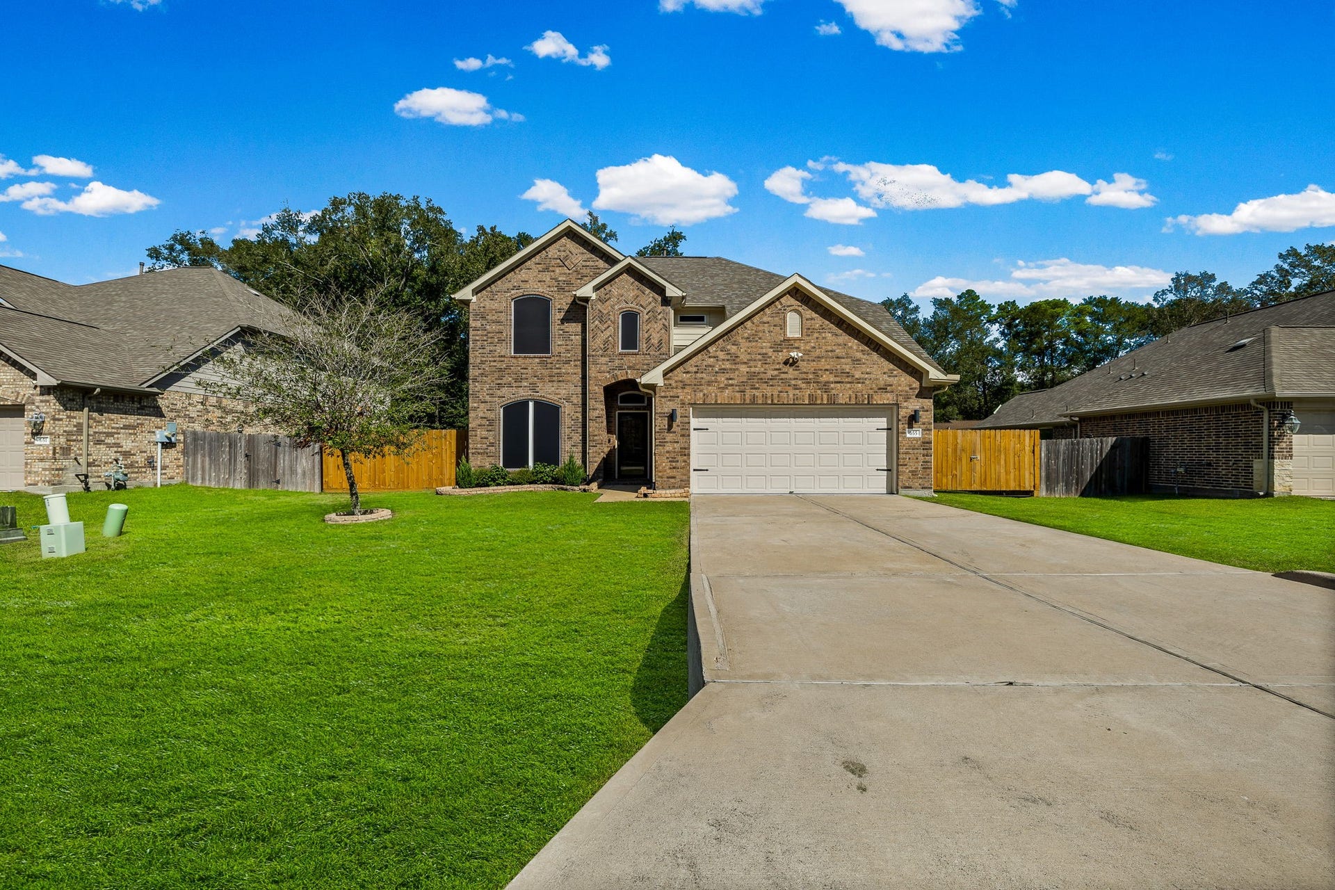 655 W Linnwood Drive, Woodbranch, TX 77357 655 W Linnwood Drive, Woodbranch, TX 77357