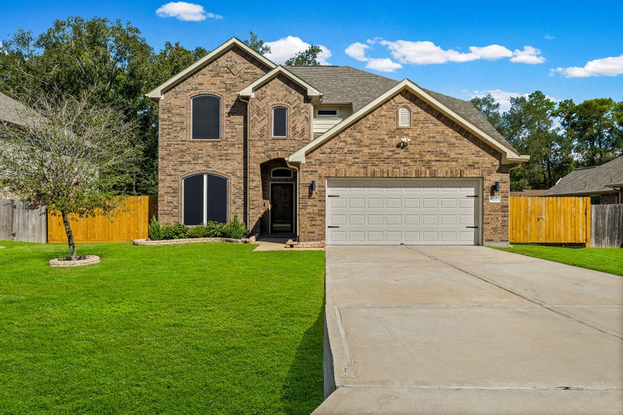 Property photo for 655 W Linnwood Drive, Woodbranch, TX