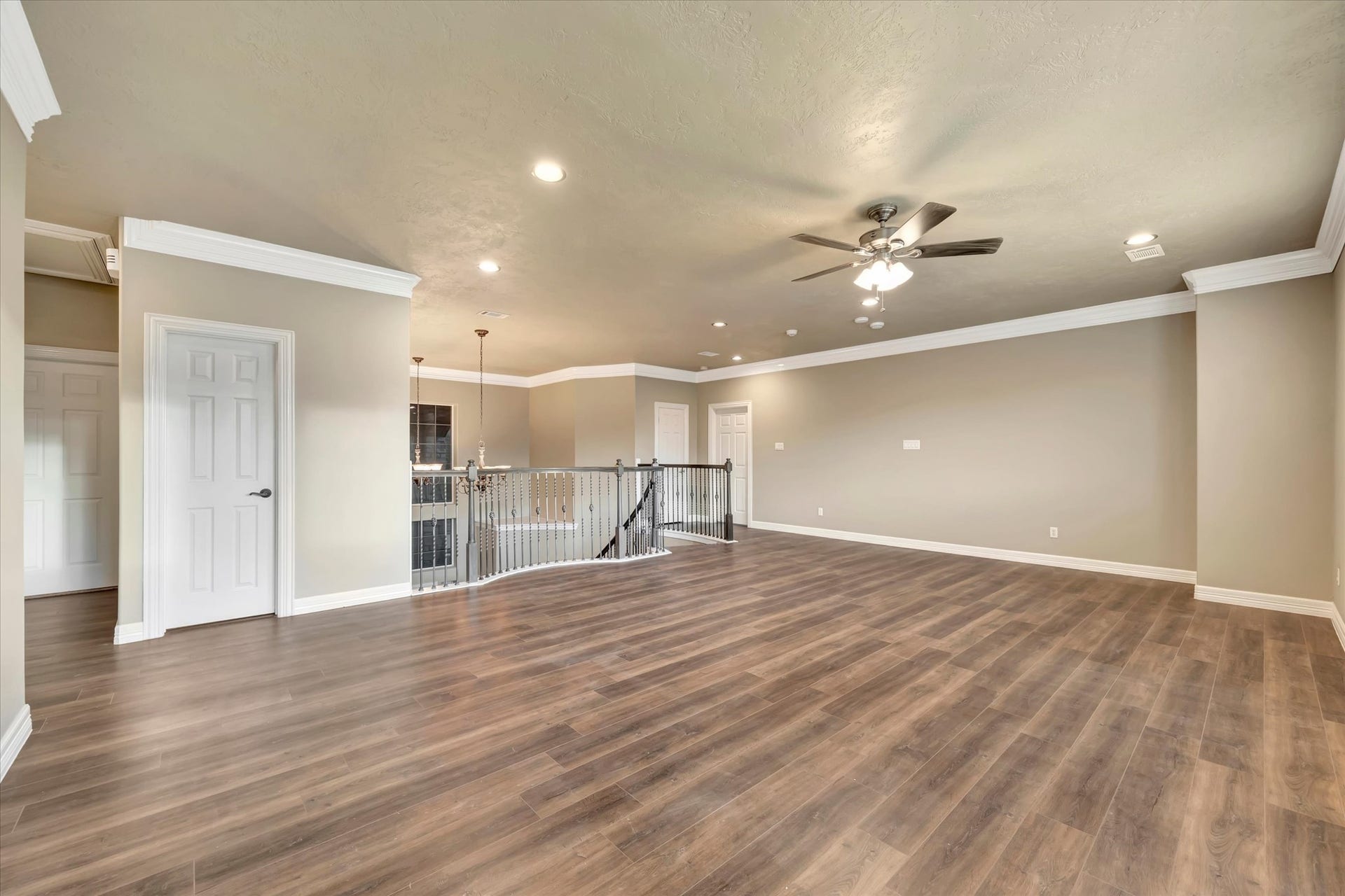 2515 Montclair Court, League City, TX 77573 2515 Montclair Court, League City, TX 77573