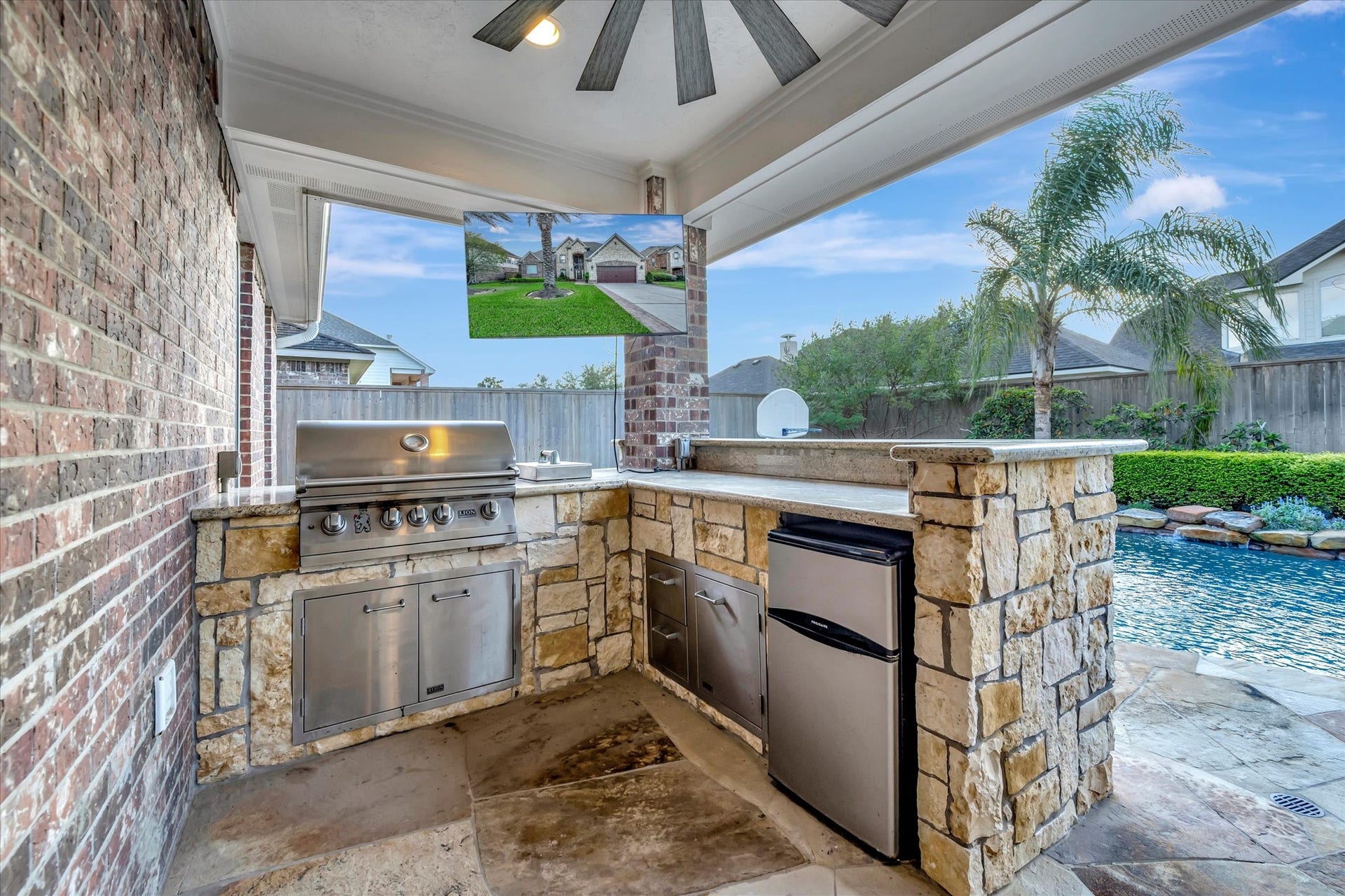 2515 Montclair Court, League City, TX 77573 2515 Montclair Court, League City, TX 77573