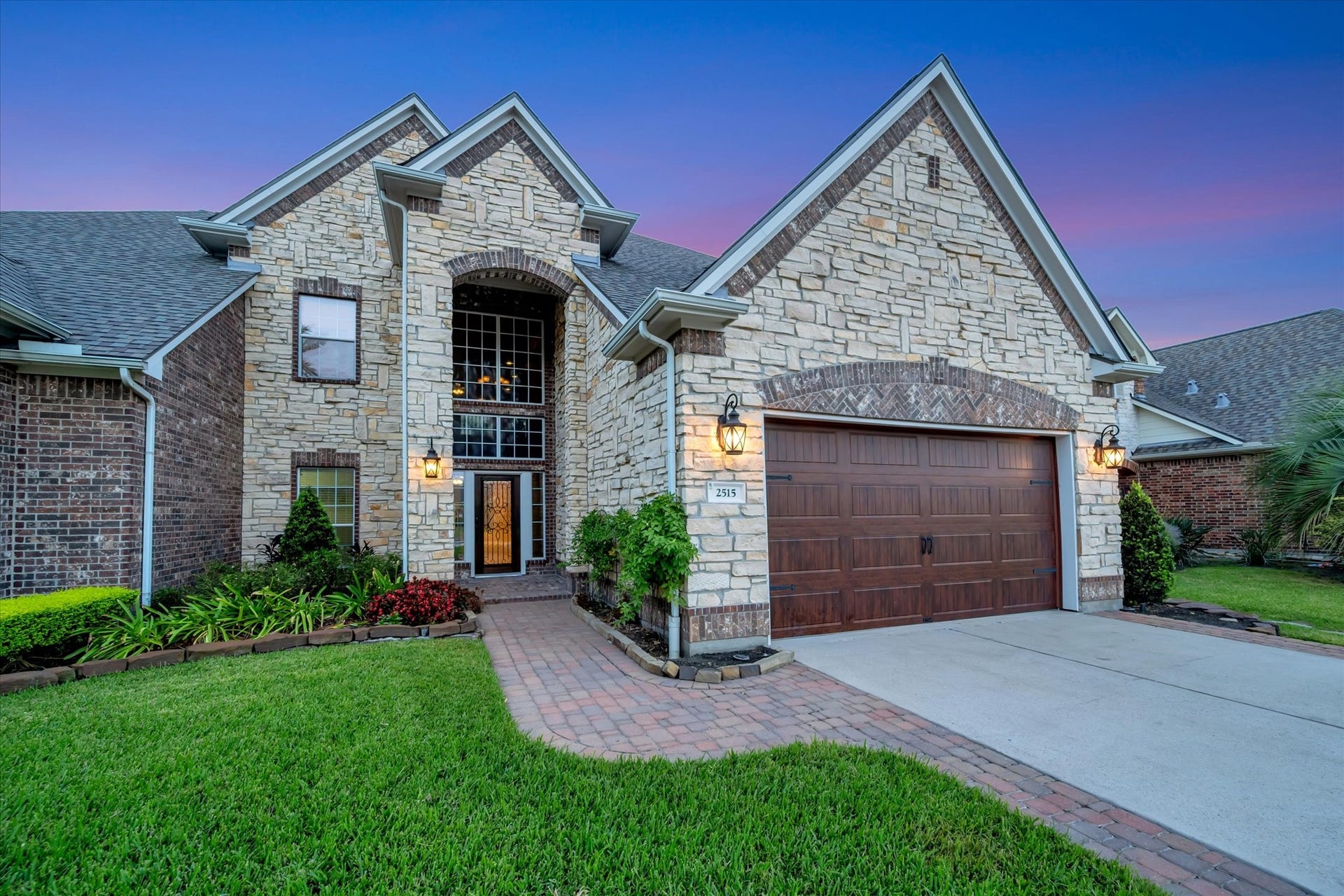 2515 Montclair Court, League City, TX 77573 2515 Montclair Court, League City, TX 77573