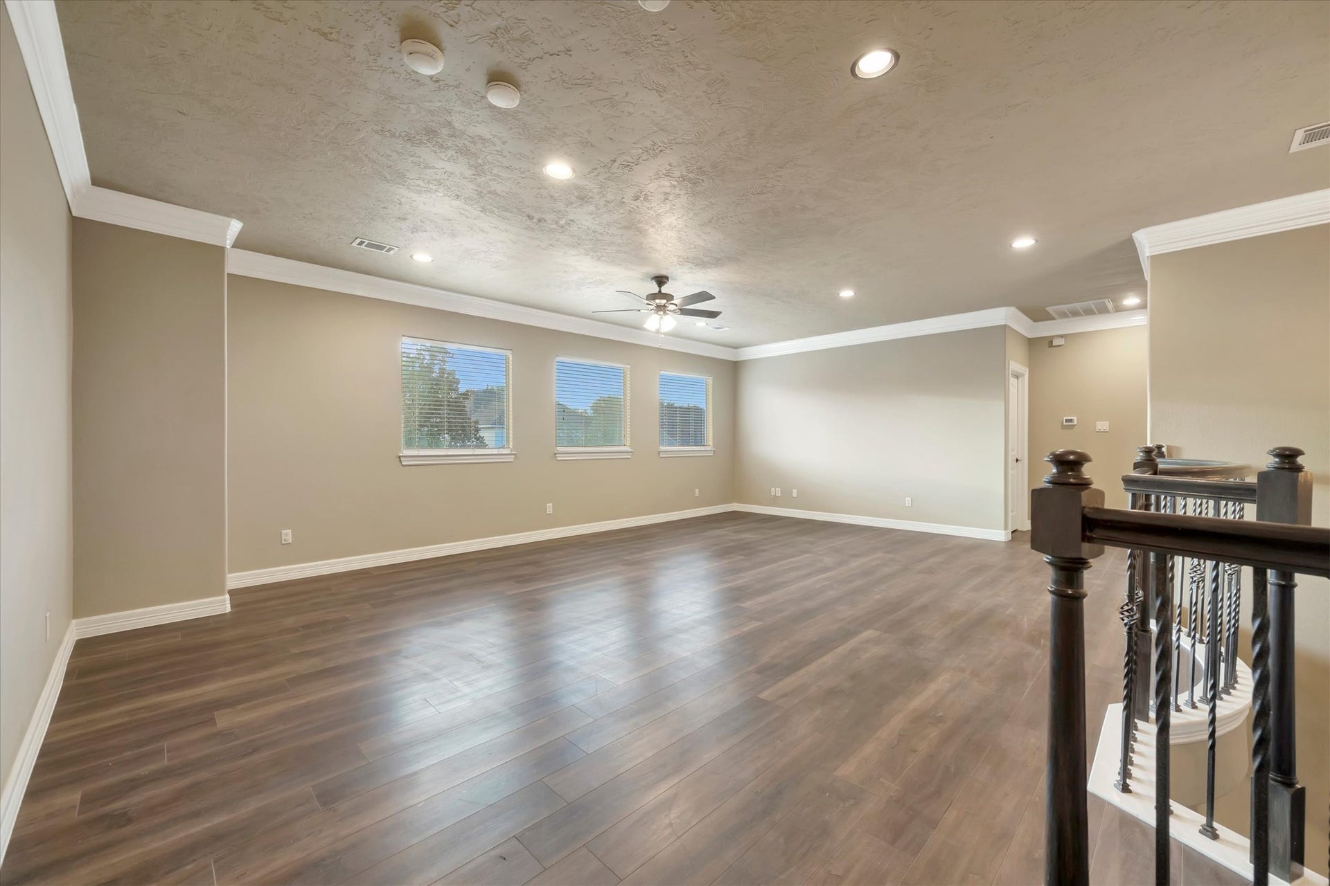 2515 Montclair Court, League City, TX 77573 2515 Montclair Court, League City, TX 77573