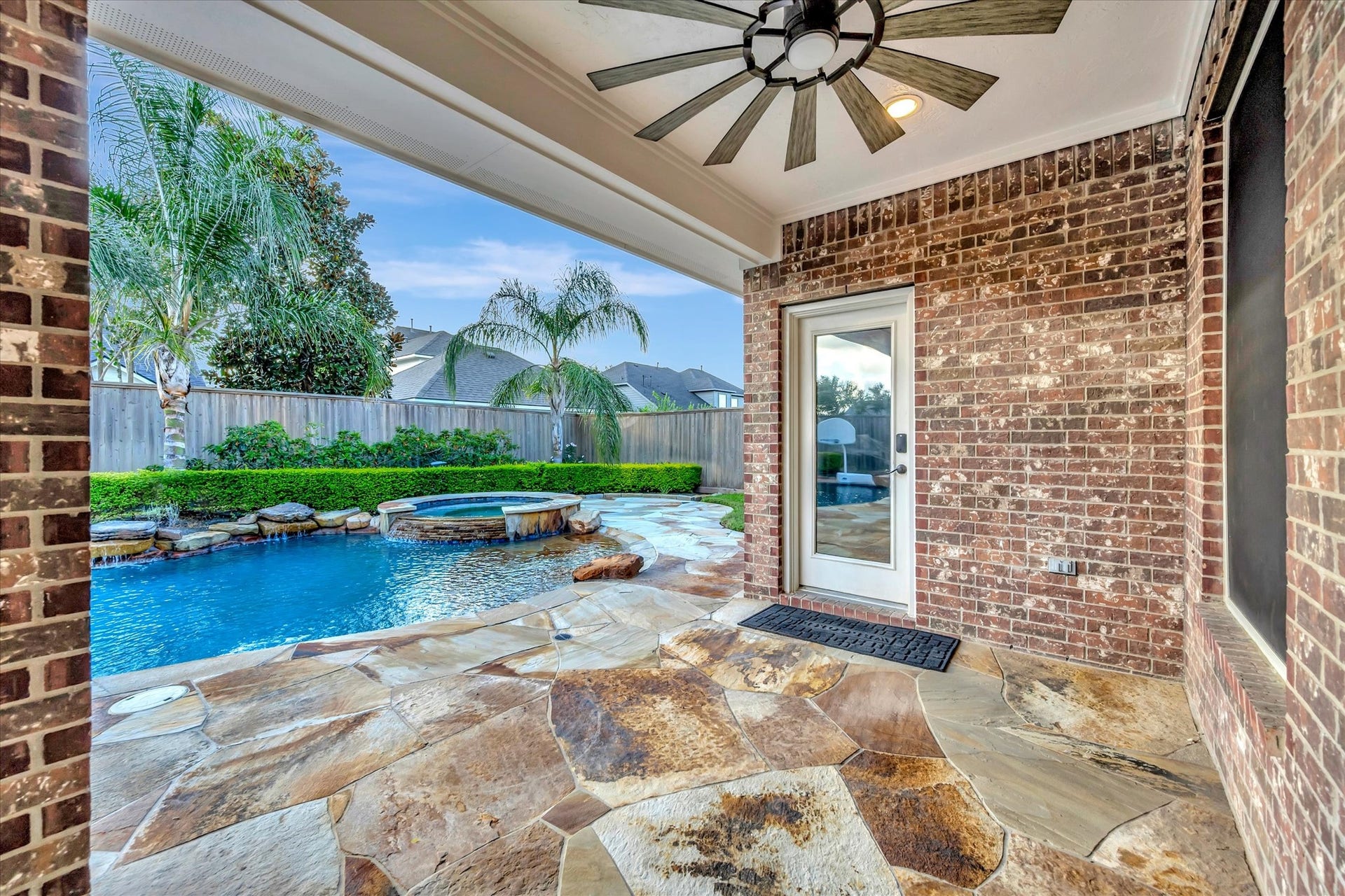 2515 Montclair Court, League City, TX 77573 2515 Montclair Court, League City, TX 77573