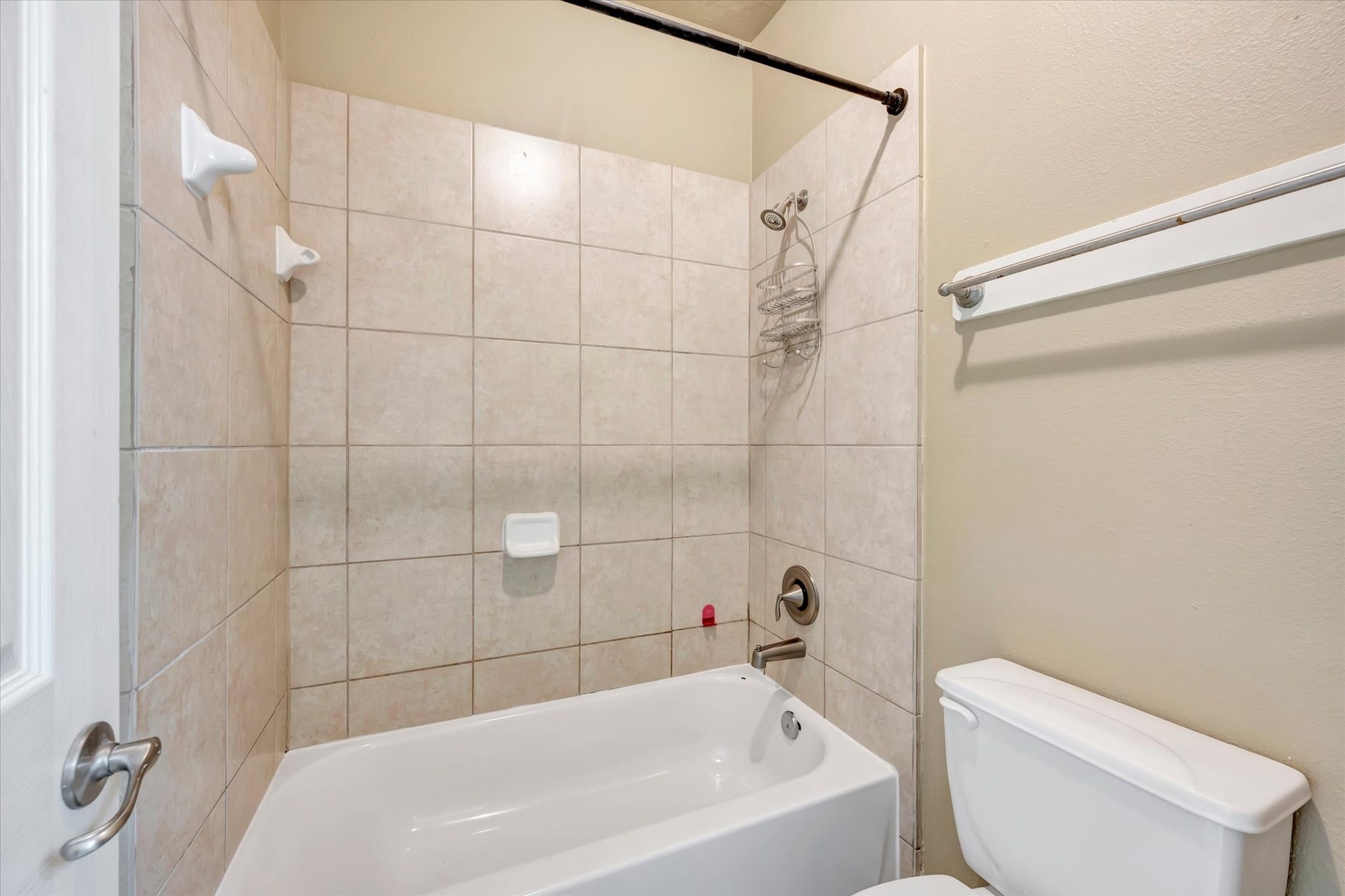 2515 Montclair Court, League City, TX 77573 2515 Montclair Court, League City, TX 77573