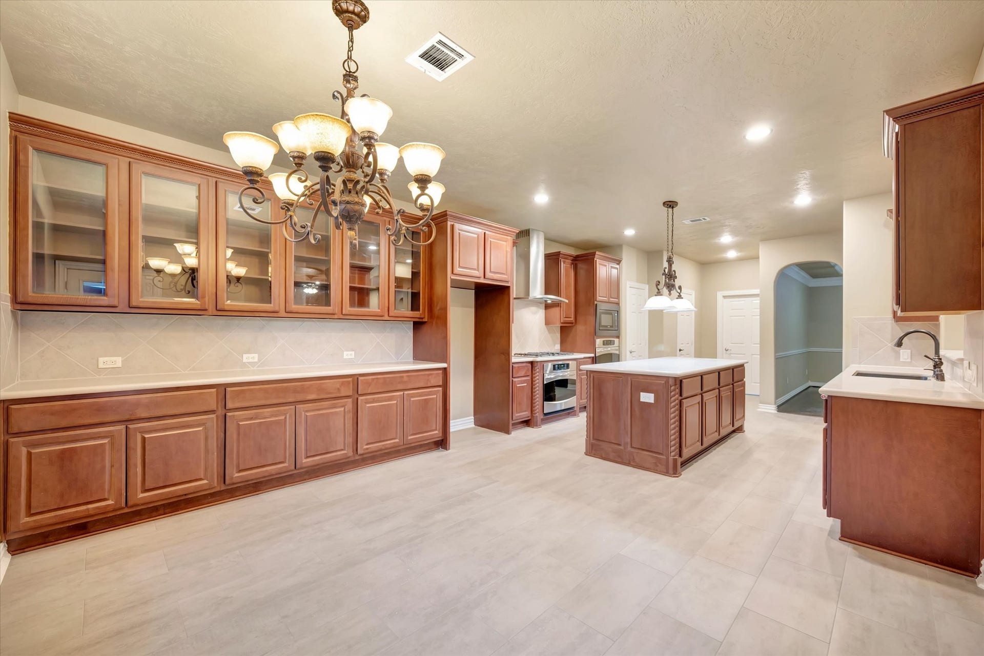 2515 Montclair Court, League City, TX 77573 2515 Montclair Court, League City, TX 77573